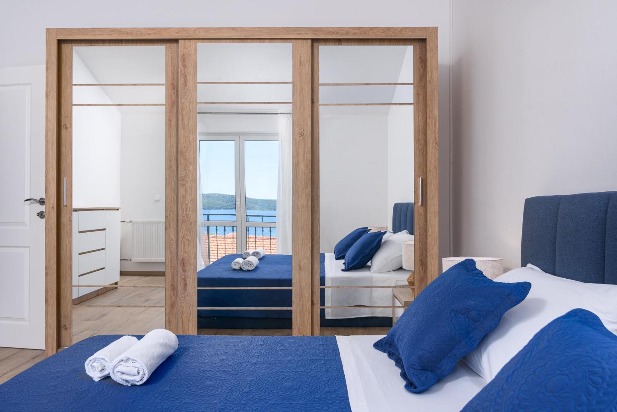 Apartments Eva Трогир Экстерьер фото